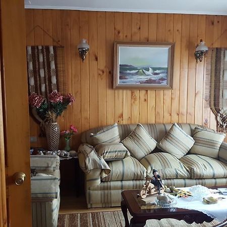 Hostal Costa Azul Кастро Экстерьер фото